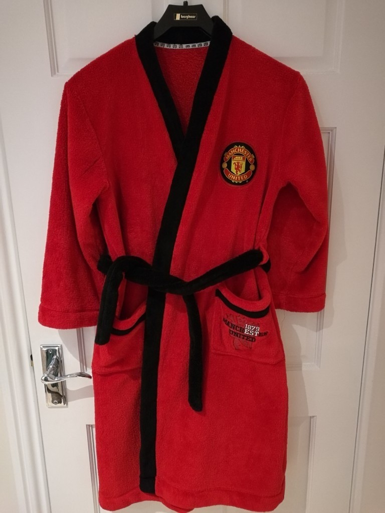 man utd dressing gown